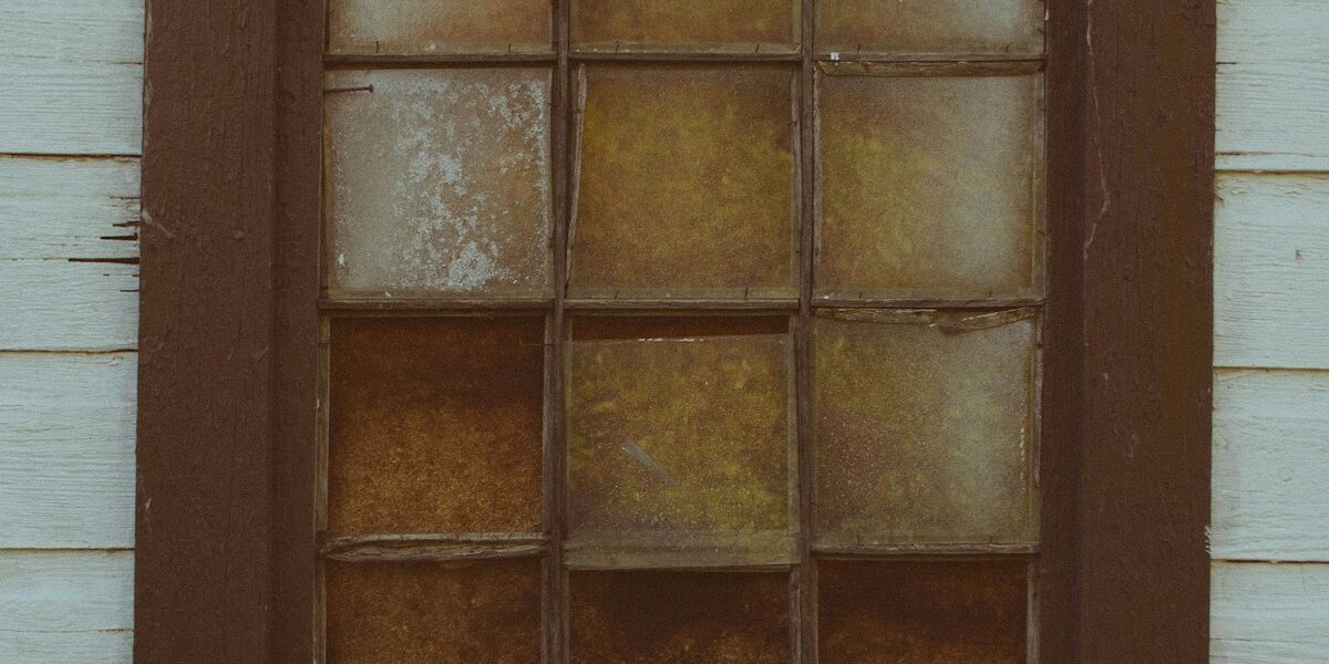 Revamp Your Windows with Perfect Putty Magic